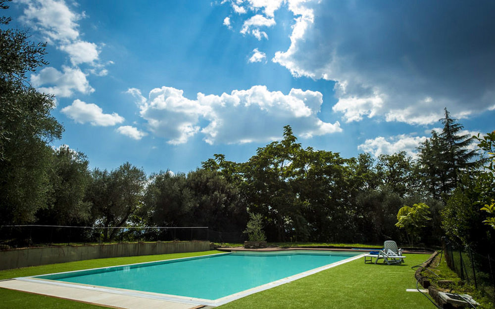 Il Borgo Di Terrensano Aparthotel Сиена Екстериор снимка