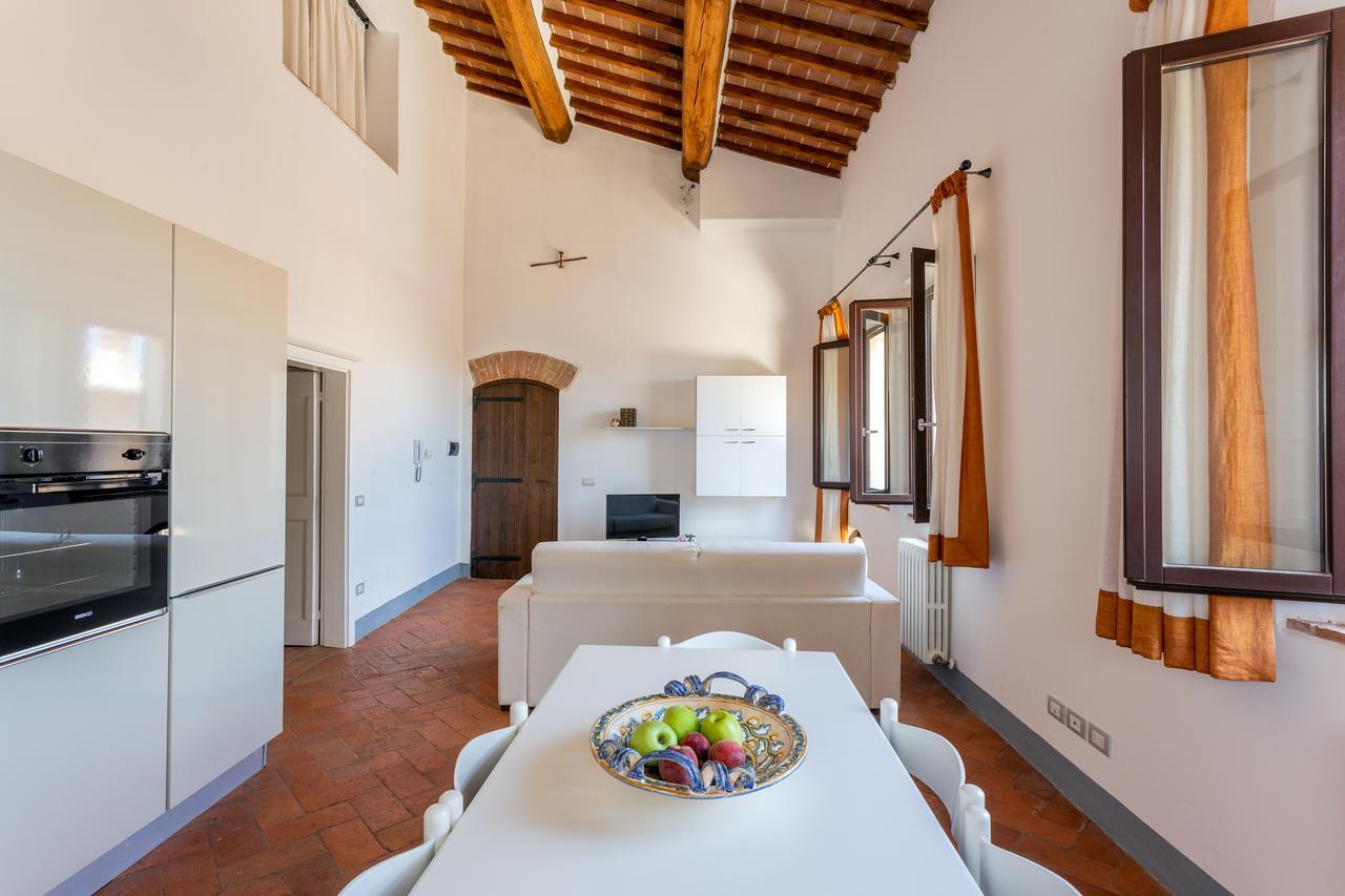 Il Borgo Di Terrensano Aparthotel Сиена Екстериор снимка
