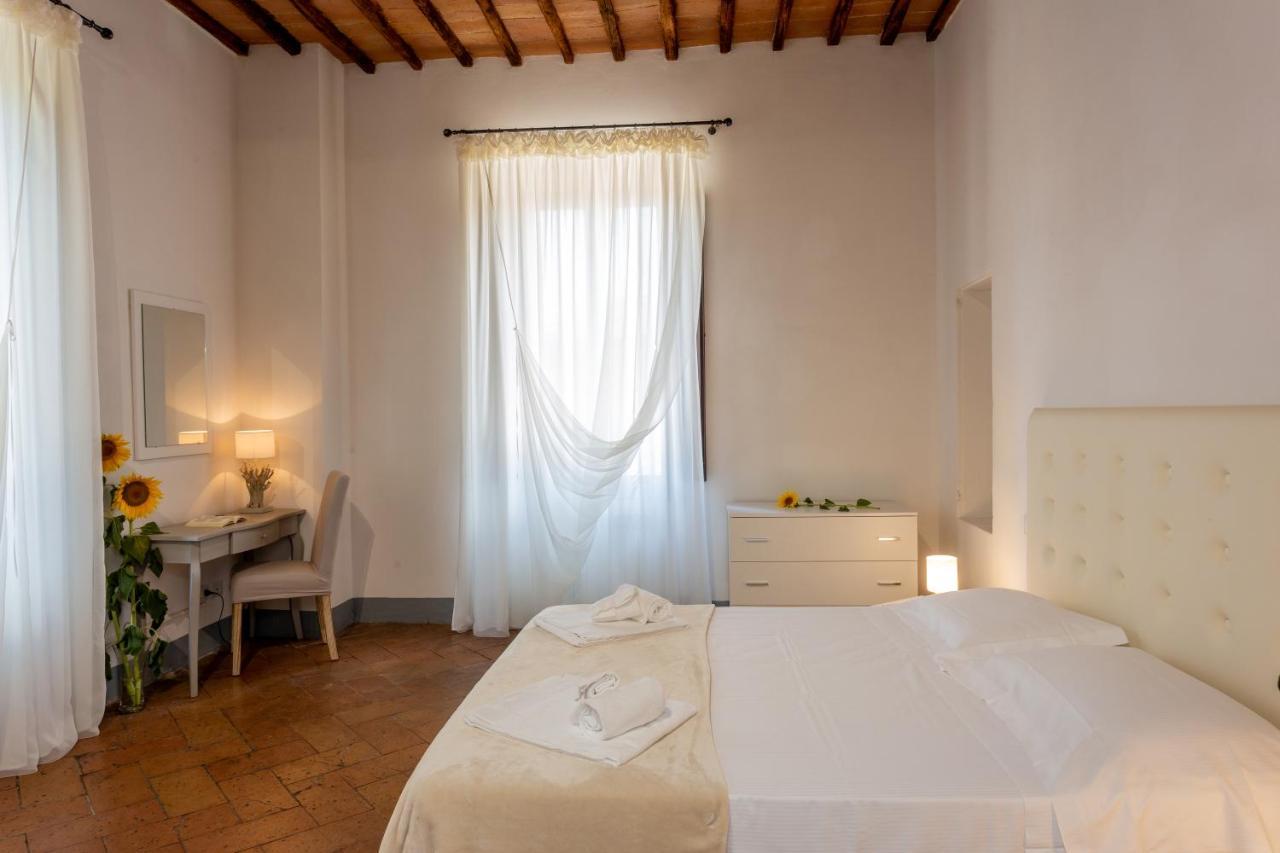 Il Borgo Di Terrensano Aparthotel Сиена Екстериор снимка