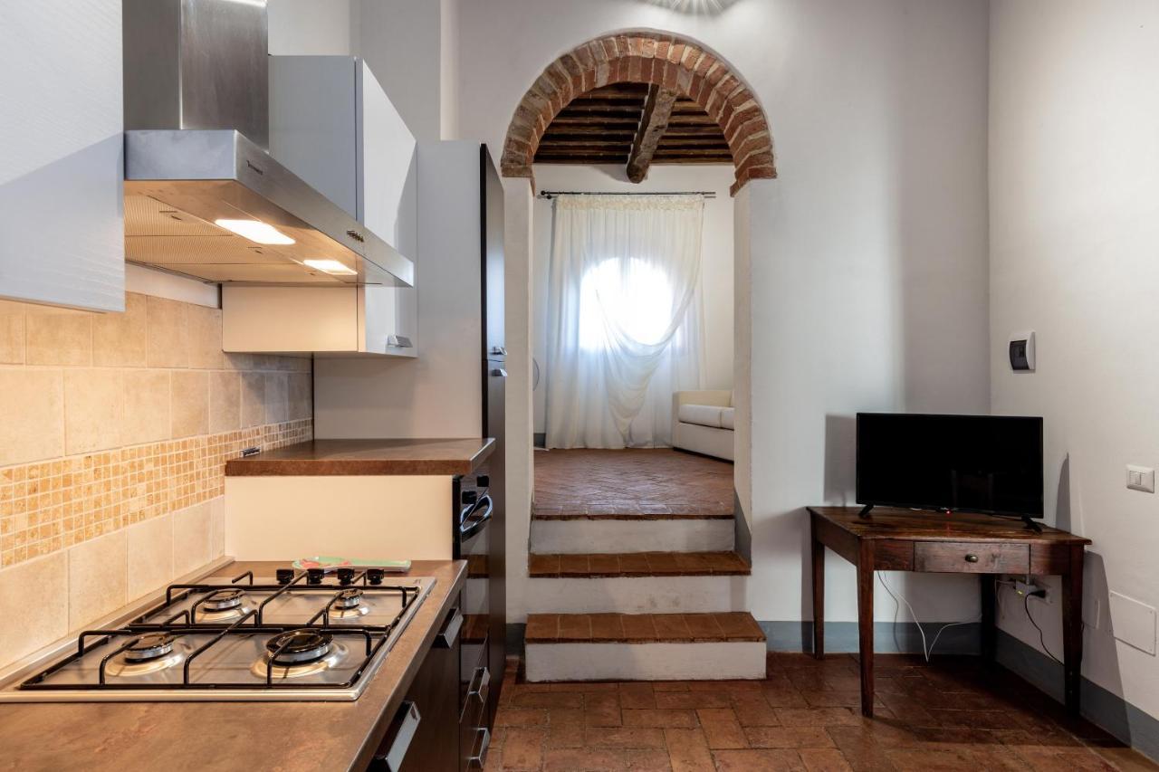 Il Borgo Di Terrensano Aparthotel Сиена Стая снимка